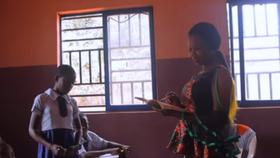 Schülerin und Lehrerin